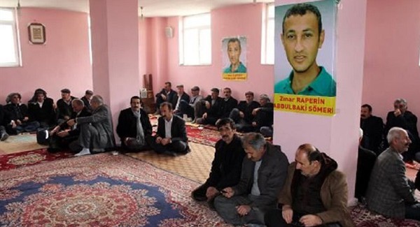 Canlı Bomba İçin Camide Taziye Operasyonu! İmam Dahil 10 Gözaltı