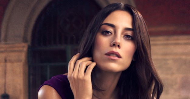 Cansu Dere Bikiniyle Objektiflere Yansıdı