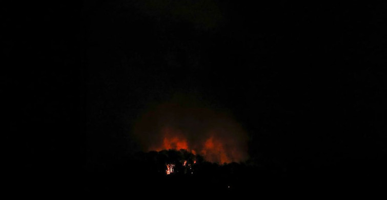 Caracas'ta Gece Yarısı Patlamalar