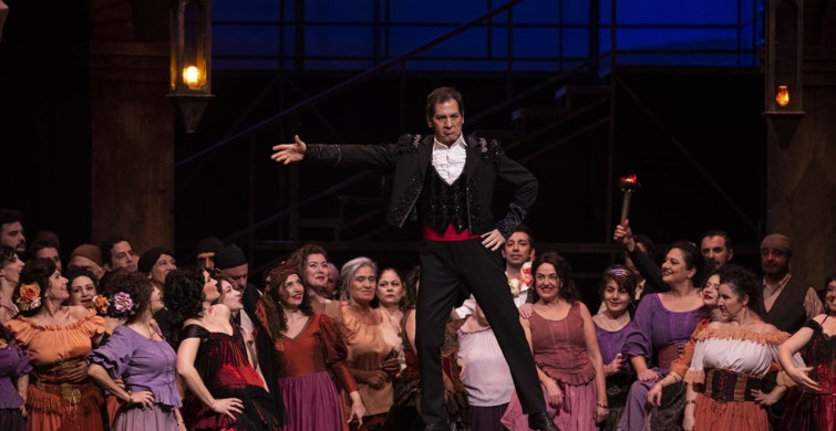 Carmen Operası 12 Yıl Aradan Sonra Tekrar Sahneye Çıkıyor