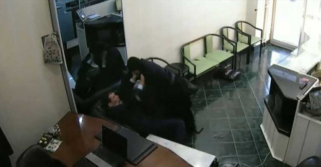 Çarşaf Giyerek Kuyumcu Soymaya Çalıştı