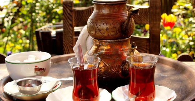 Çay Demlerken Dikkat Edilmesi Gerekenler