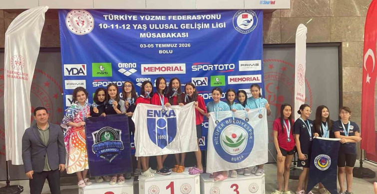 Çayırova yüzücülerinden önemli başarı: 25 madalya ile döndüler