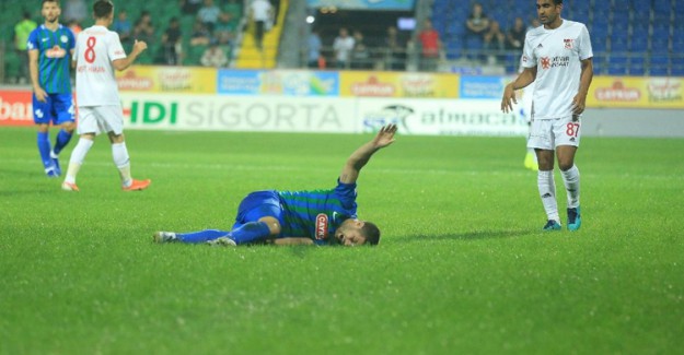Çaykur Rizespor'da Şok Ayrılık