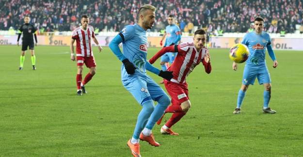 Çaykur Rizespor'un 3 Futbolcusu Koronaya Yakalandı