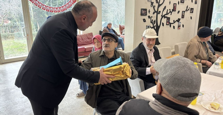 Çekmeköy'de "Gözle Görülmeyen Gönül Bağlarımız Var" Projesi