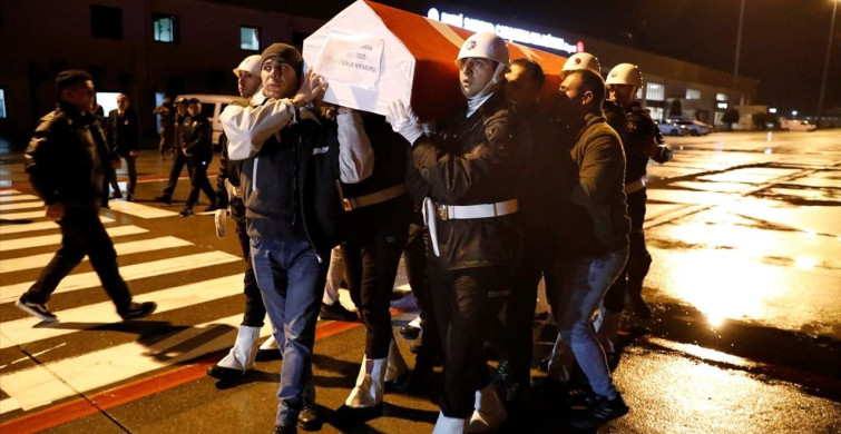 Çekmeköy'deki Uyuşturucu Operasyonunda Şehit Olan Polis Memuru Emre Albayrak'ın Cenazesi Samsun'a Getirildi