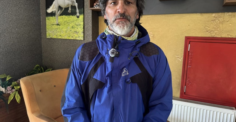 Çekya ve İsviçreli Dağcılar Hakkari Dağlarında Kar Keyfi Yaşadı