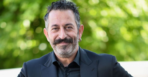Cem Yılmaz'ın Muhtar Adayına Verdiği Cevap Sosyal Medyayı Salladı