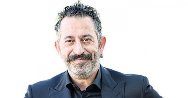 Cem Yılmaz'ın Yeni Oyuncağının Fiyatı Dudak Uçuklattı!