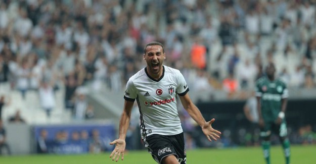 Cenk Tosun Beşiktaş'a mı Geliyor? Açıklama Yaptı!
