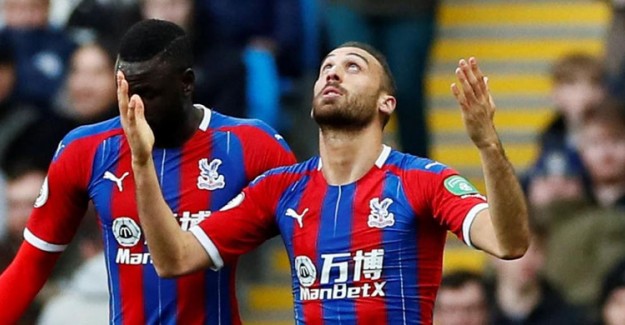 Cenk Tosun: 'Ülkeme Yardım Ediyorum'