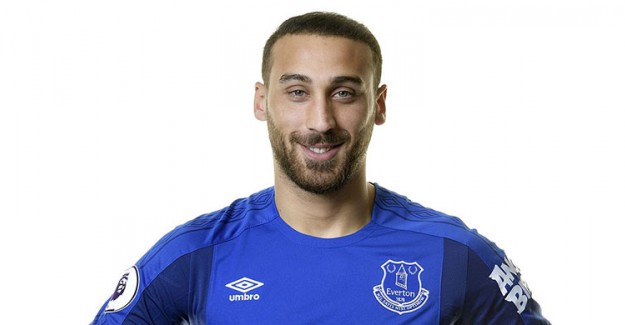 Cenk Tosun Yedeğe Çekildi