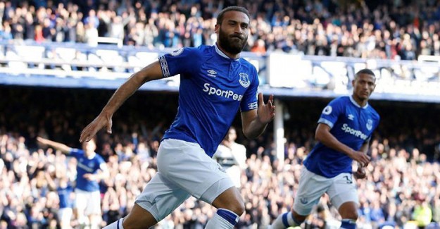 Cenk Tosun’dan Minik Hayranına Büyük Jest!
