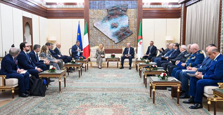 Cezayir Cumhurbaşkanı Tebbun ve İtalya Başbakanı Meloni Görüştü