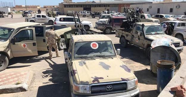 Cezayir Libya'da Çözüm Arıyor