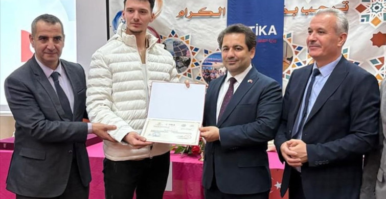 Cezayir'de Tıbbi ve Aromatik Yağlar Atölyesi Açıldı