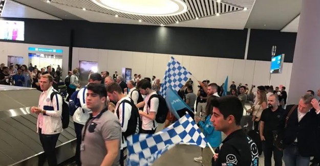 Chelsea Süper Kupa Finali İçin İstanbul'a Ulaştı