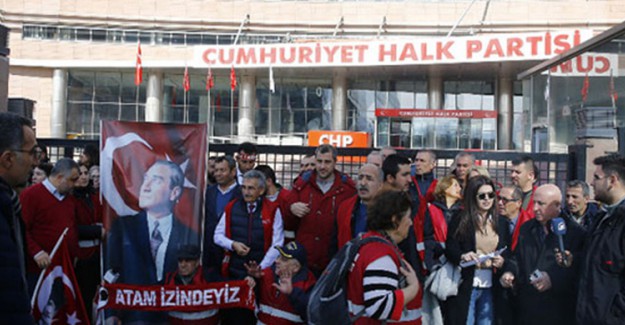 CHP Adaylarını Protesto Eden Kırmızı Yelekliler Eylemi Sona Erdi 