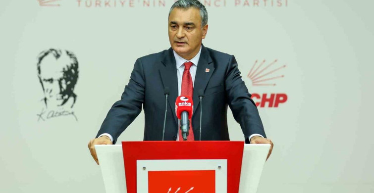 CHP Antalya ve Kayseri il başkanları görevden alındı