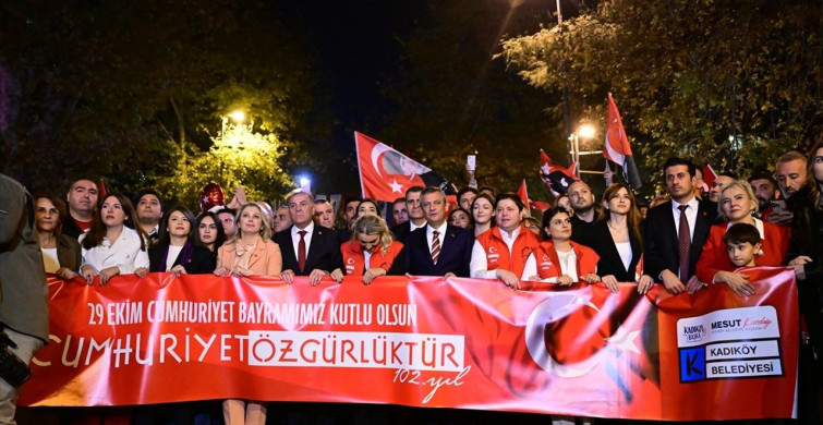 CHP Genel Başkanı Özel'den 29 Ekim Kutlaması