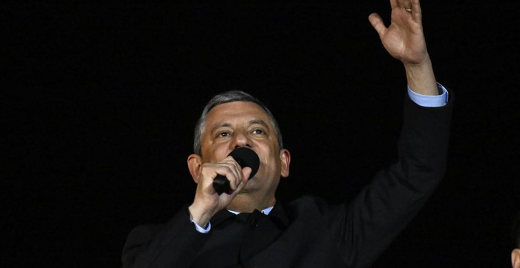 CHP Genel Başkanı Özgür Özel, Büyükada'da Miting Düzenledi