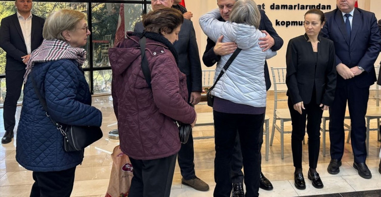 CHP Genel Başkanı Özgür Özel, Durbay Ailesine Taziye Ziyaretinde Bulundu