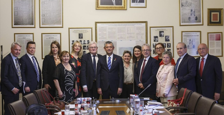 CHP Genel Başkanı Özgür Özel, Finlandiya Dışişleri Komisyonu Başkanı ile Görüştü