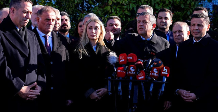 CHP Genel Başkanı Özgür Özel, İmamoğlu Davasına İlişkin Açıklamalarda Bulundu