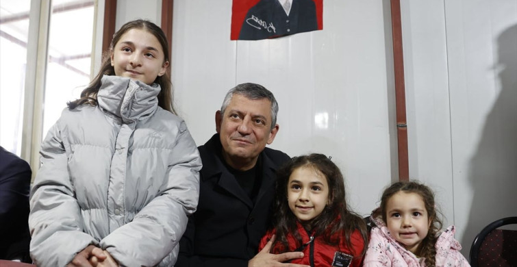 CHP Genel Başkanı Özgür Özel Malatya'da