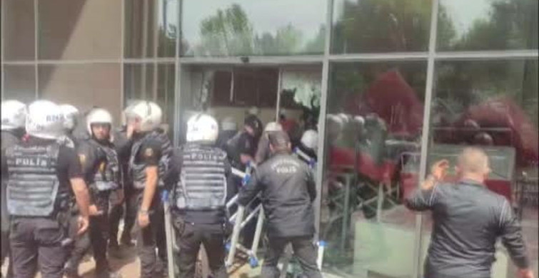 CHP Genel Merkezi'nde Müdahale Başladı