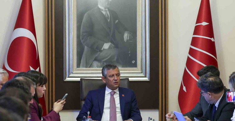 CHP Grup Başkanı Özgür Özel'den Yeni Parti İddialarına Cevap