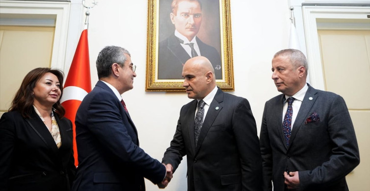 CHP Heyetinin TBMM Ziyaretleri: Emekli Maaşları ve Demokrasi Üzerine Görüşmeler