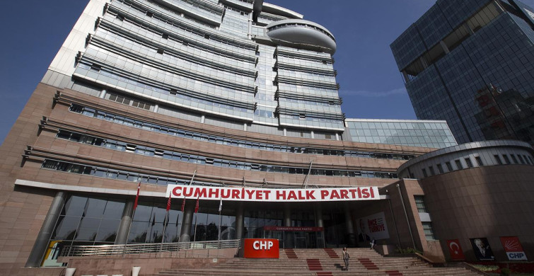 CHP İstanbul Kongresi Davasında Gelişme: Tedbir Kararı Sürüyor, Gürsel Tekin Görevde
