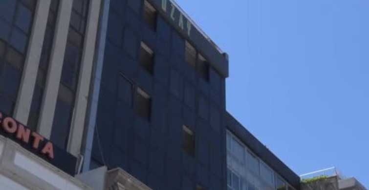 CHP İzmir'de paralel il başkanlığı binası açılıyor