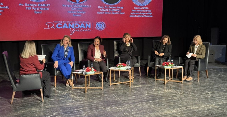 CHP Kadın Kolları Genel Başkanı Asu Kaya Tekirdağ'da Panelde Konuştu