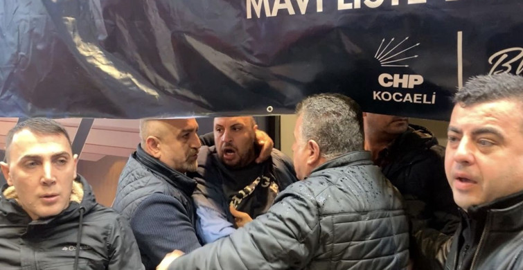 CHP Kocaeli İl Kongresi'nde Gergin Anlar