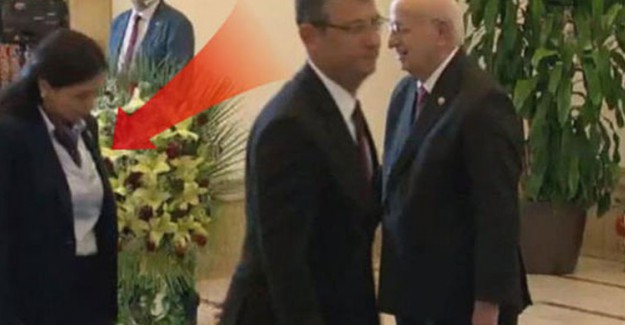 CHP Milletvekili Kendini Övdü