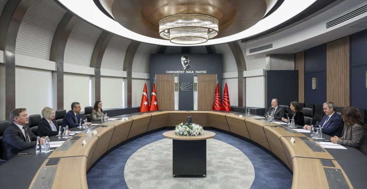 CHP ve DEM Parti Heyeti Suriye Üzerine Görüştü