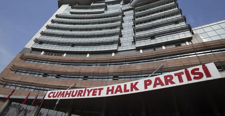 CHP Yalova'da Peş Peşe İstifalar
