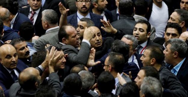 CHP'de Büyük Tartışma!