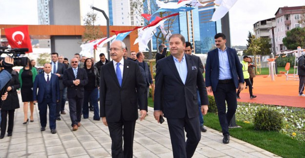 CHP'de Maltepe Teşkilatı Topluca İstifa Etti