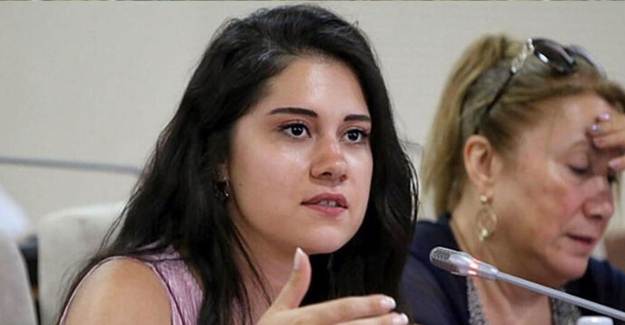 CHP'li Meclis Üyesi Dila Koyurga, Cumhurbaşkanı Erdoğan'a Hakaretten Gözaltına Alındı