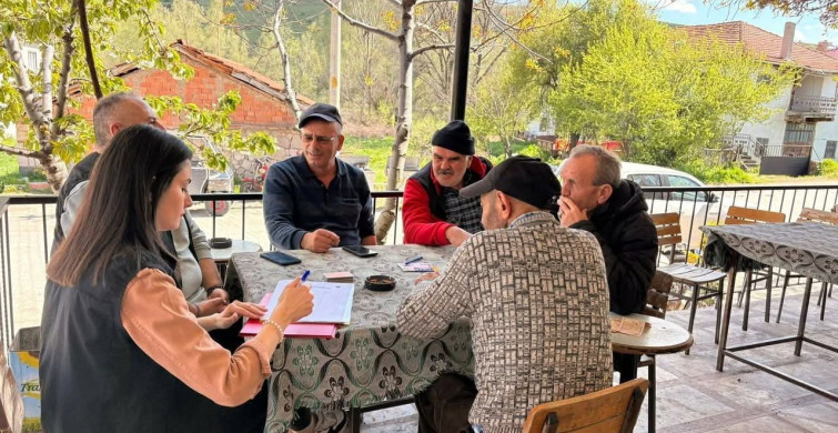 Çiftçilere Bilgilendirme Toplantısı Düzenlendi