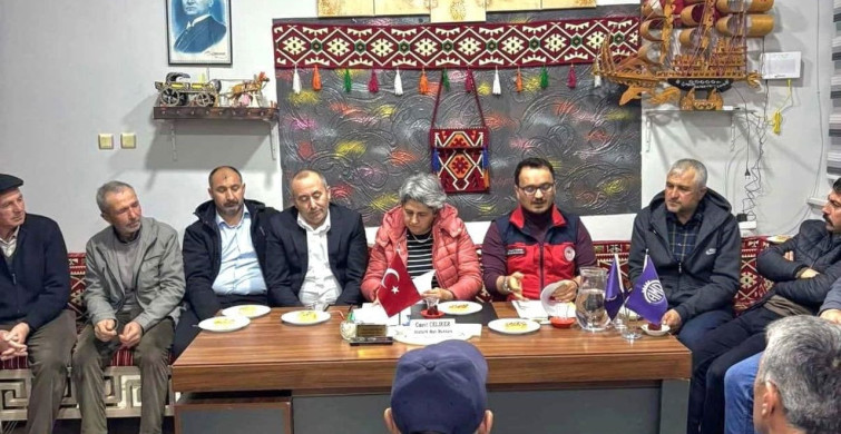 Çiftçilere Bitki Koruma Eğitimi Verildi