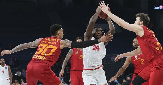 Cimbom Son Anda Yıkıldı!   