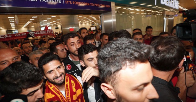 Cimbom’un Yeni Transferi Emre Akbaba İstanbul’da!