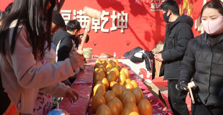 Çin, At Yılı'nı Coşkuyla Karşıladı