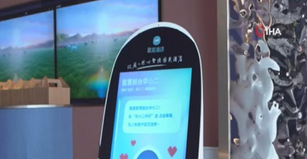 Çin'de Bir Otelde Salgına Karşı Robotlu Önlem