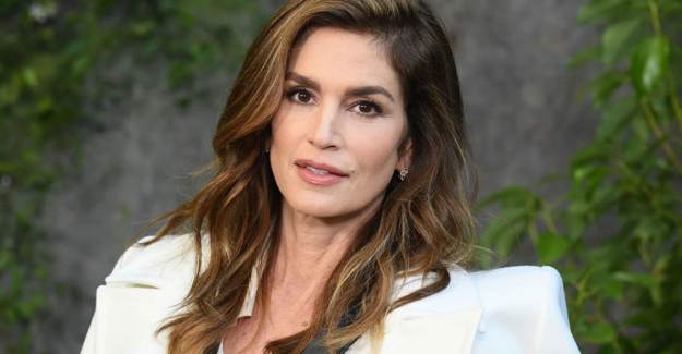 Cindy Crawford Fiziğinin Sırrını Paylaştı